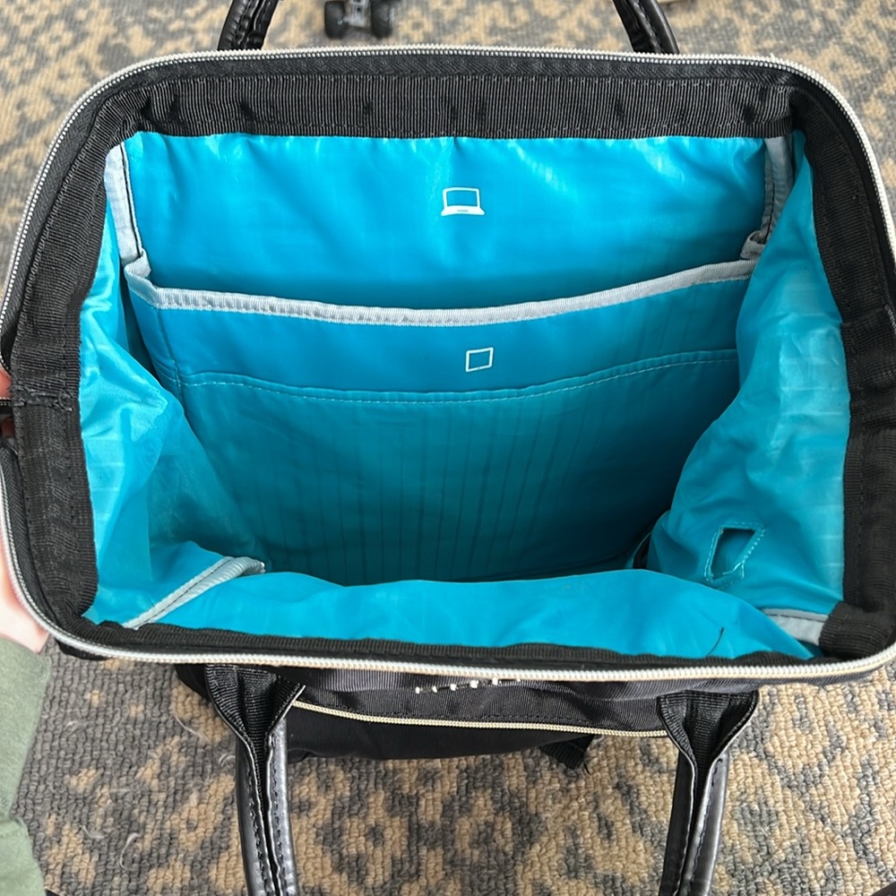 Commuter Bag - Picture 3 of 4
